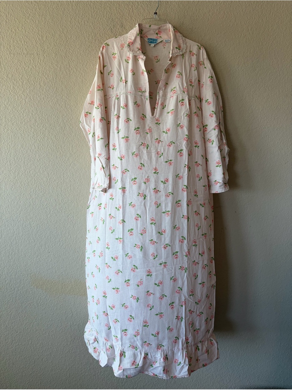 Vintage Anthony’s Floral Nightgown Ruffle Hem Long Sleeve Cottagecore L